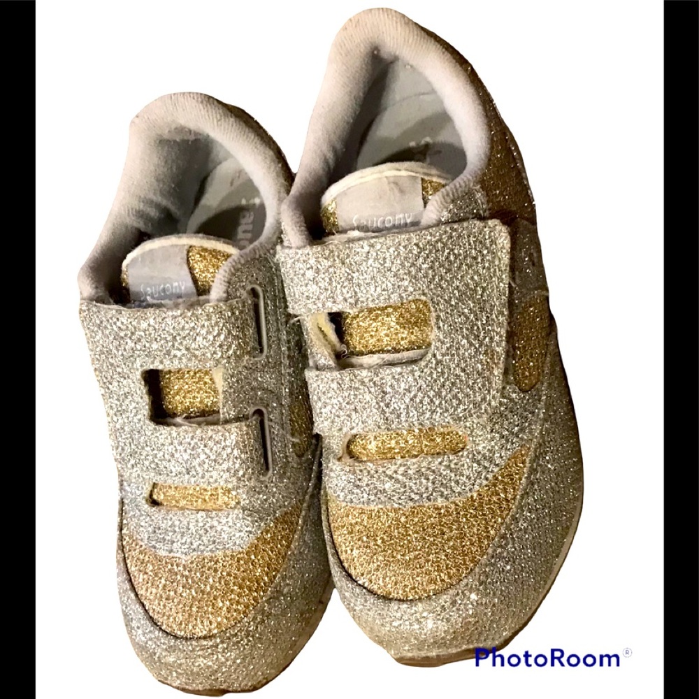 Toddler girl Saucony shoes size 10